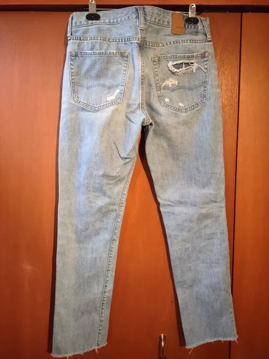 American Eagle Outfitters Distressed Jeans Men’s 31x32 Light Wash Ripped Denim - Picture 2 of 5